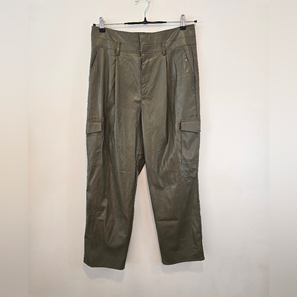 PAIGE Women's Sage Faux Leather Cargo Pants Size 10 Nwt